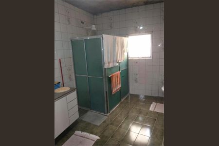 Casa à venda com 135m², 4 quartos e 4 vagas