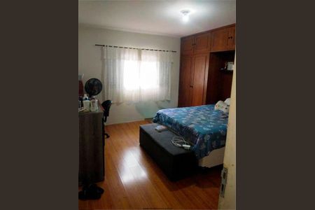 Casa à venda com 135m², 4 quartos e 4 vagas