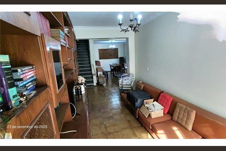 Casa à venda com 200m², 3 quartos e 3 vagas