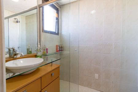 Apartamento à venda com 109m², 3 quartos e 1 vagaBanheiro da Suíte