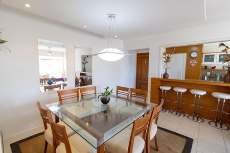 Apartamento à venda com 109m², 3 quartos e 1 vagaSala