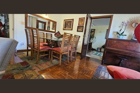Casa à venda com 3 quartos, 500m² em Alto da Lapa, São Paulo