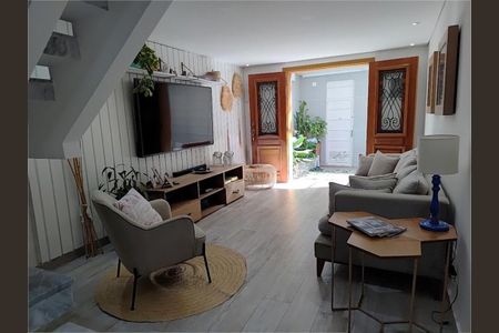 Casa à venda com 3 quartos, 220m² em Vila Mariana, São Paulo
