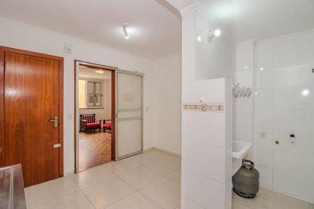 Apartamento à venda com 64m², 2 quartos e 1 vaga Apartamento à venda com 64m², 2 quartos e 1 vagaCozinha e Área de Serviço