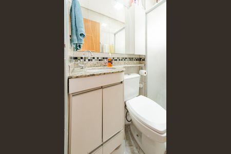 Apartamento à venda com 64m², 3 quartos e 1 vaga Apartamento à venda com 64m², 3 quartos e 1 vagaBanheiro