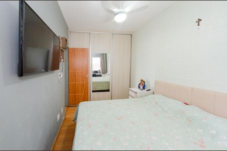 Apartamento à venda com 64m², 3 quartos e 1 vaga Apartamento à venda com 64m², 3 quartos e 1 vagaQuarto 2