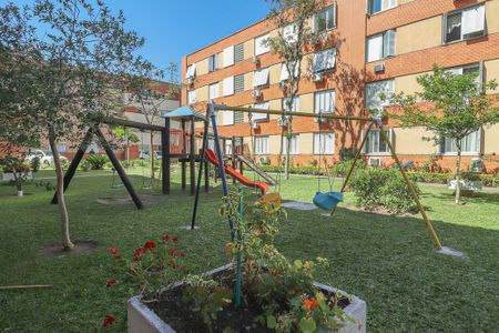 Apartamento para alugar com 75m², 2 quartos e 1 vaga Apartamento para alugar com 75m², 2 quartos e 1 vagaÁrea comum - Playground