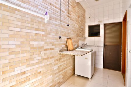 Casa à venda com 115m², 2 quartos e 2 vagasÁrea de Serviço