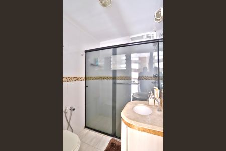 Casa à venda com 115m², 2 quartos e 2 vagasBanheiro