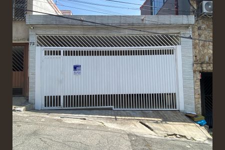 Casa à venda com 115m², 2 quartos e 2 vagasFachada