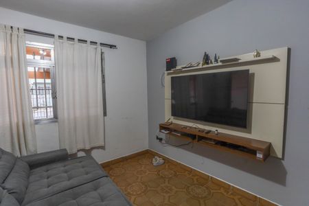 Casa à venda com 125m², 2 quartos e 2 vagasSala