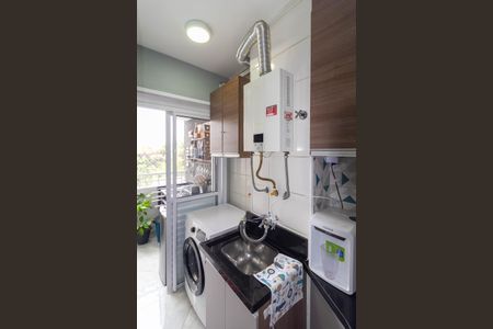 Apartamento à venda com 65m², 3 quartos e 1 vagaÁrea de Serviço