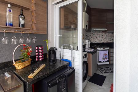 Apartamento à venda com 65m², 3 quartos e 1 vagaÁrea de Serviço