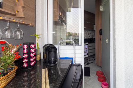 Apartamento à venda com 65m², 3 quartos e 1 vagaÁrea de Serviço