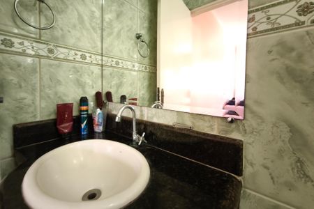 Casa à venda com 180m², 3 quartos e 3 vagasBanheiro Suíte