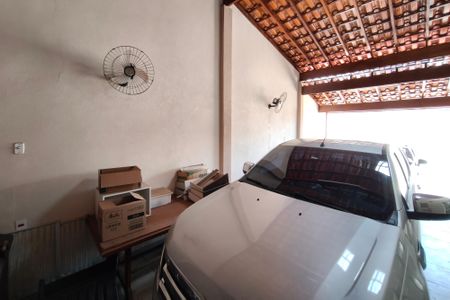 Casa à venda com 180m², 3 quartos e 3 vagasQuintal - Garagem
