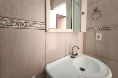 Casa à venda com 180m², 3 quartos e 3 vagasBanheiro Social