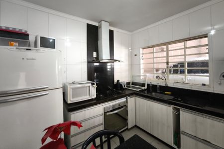 Casa à venda com 180m², 3 quartos e 3 vagasCozinha