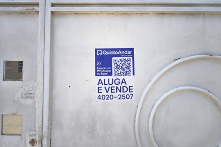 Casa à venda com 180m², 3 quartos e 3 vagasPLACA INSTALAD NA FACHADA