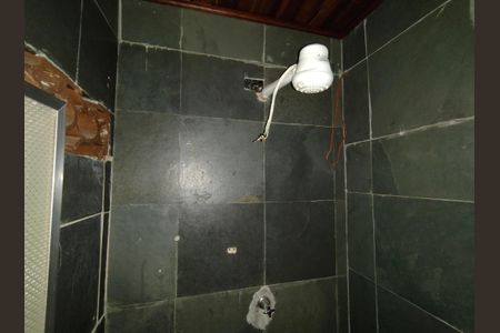 Casa à venda com 100m², 2 quartos e sem vaga Casa à venda com 100m², 2 quartos e sem vagaBanheiro 2