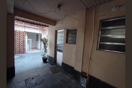 Casa à venda com 100m², 2 quartos e sem vaga Casa à venda com 100m², 2 quartos e sem vagaEntrada