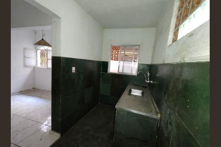 Casa à venda com 100m², 2 quartos e sem vaga Casa à venda com 100m², 2 quartos e sem vagaCozinha