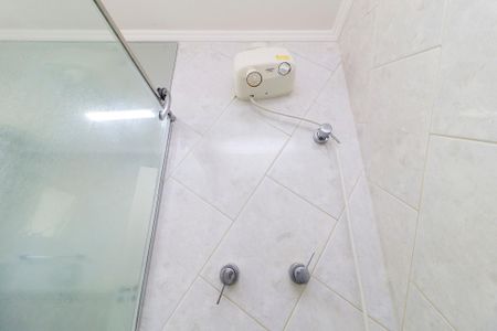 Casa à venda com 320m², 4 quartos e 3 vagas Casa à venda com 320m², 4 quartos e 3 vagasSuíte 2 - Banheiro