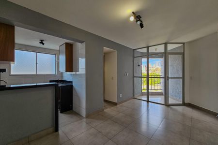 Sala de kitnet/studio para alugar com 1 quarto, 38m² em Buritis, Belo Horizonte