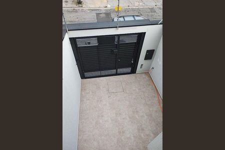 Casa à venda com 61m², 2 quartos e 2 vagas