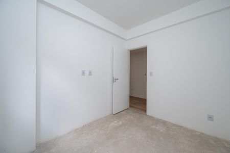 Quarto 1 de kitnet/studio à venda com 2 quartos, 35m² em Vila Guarani (zona Sul), São Paulo