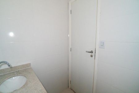Apartamento para alugar com 35m², 2 quartos e sem vaga Apartamento para alugar com 35m², 2 quartos e sem vagaBanheiro