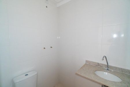 Apartamento para alugar com 35m², 2 quartos e sem vaga Apartamento para alugar com 35m², 2 quartos e sem vagaBanheiro