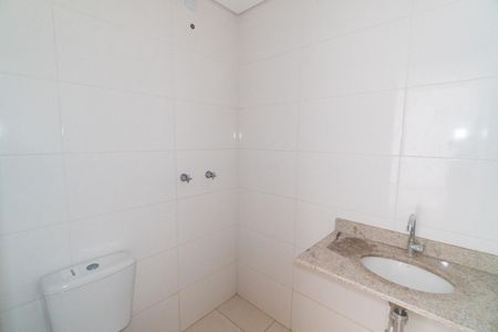 Apartamento para alugar com 35m², 2 quartos e sem vaga Apartamento para alugar com 35m², 2 quartos e sem vagaBanheiro