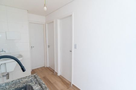 Apartamento para alugar com 35m², 2 quartos e sem vaga Apartamento para alugar com 35m², 2 quartos e sem vagaCozinha e Área de Serviço