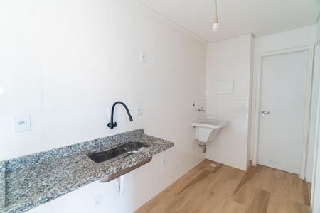 Apartamento para alugar com 35m², 2 quartos e sem vaga Apartamento para alugar com 35m², 2 quartos e sem vagaCozinha e Área de Serviço