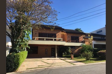 Casa de condomínio à venda com 490m², 5 quartos e 4 vagas Casa de condomínio à venda com 490m², 5 quartos e 4 vagasFoto 03