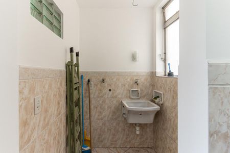 Apartamento para alugar com 75m², 3 quartos e 1 vagaÁrea de Serviço