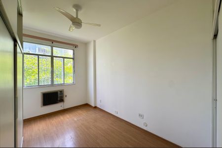 Quarto 1 de apartamento para alugar com 2 quartos, 70m² em Flamengo, Rio de Janeiro