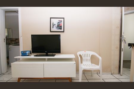 Studio para alugar com 32m², 1 quarto e 1 vaga Studio para alugar com 32m², 1 quarto e 1 vagaSala