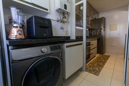 Apartamento à venda com 67m², 2 quartos e 1 vaga Apartamento à venda com 67m², 2 quartos e 1 vagaÁrea de Serviço