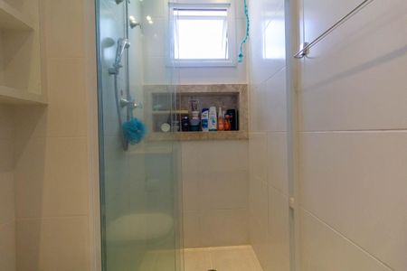 Apartamento à venda com 67m², 2 quartos e 1 vaga Apartamento à venda com 67m², 2 quartos e 1 vagaBanheiro 1