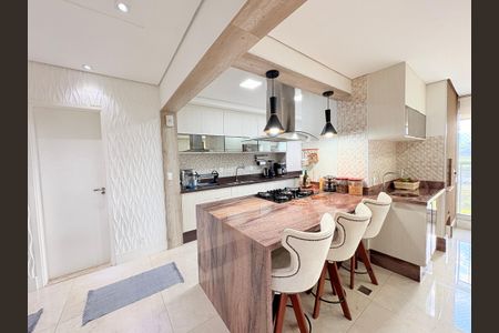 Apartamento à venda com 92m², 2 quartos e 2 vagasCozinha