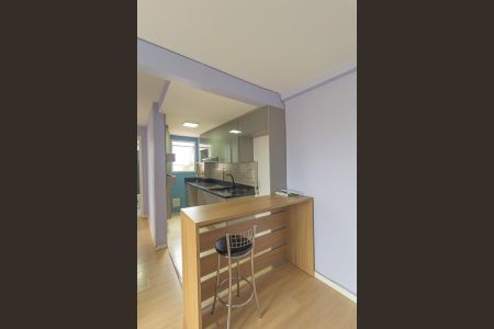 Apartamento para alugar com 49m², 2 quartos e 1 vaga Apartamento para alugar com 49m², 2 quartos e 1 vagaCozinha e Área de Serviço