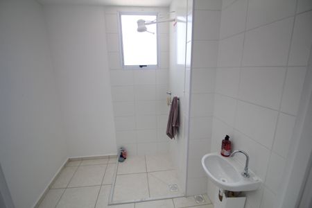 Banheiro de apartamento para alugar com 1 quarto, 60m² em Novo Riacho, Contagem