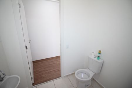 Banheiro de apartamento para alugar com 1 quarto, 60m² em Novo Riacho, Contagem