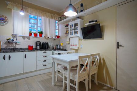 Apartamento à venda com 116m², 2 quartos e 1 vaga Apartamento à venda com 116m², 2 quartos e 1 vagaCozinha