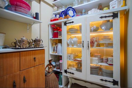 Apartamento à venda com 116m², 2 quartos e 1 vaga Apartamento à venda com 116m², 2 quartos e 1 vagaCozinha - Despensa