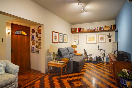 Apartamento à venda com 116m², 2 quartos e 1 vaga Apartamento à venda com 116m², 2 quartos e 1 vagaSala