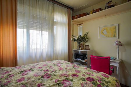 Quarto 1 de apartamento à venda com 2 quartos, 116m² em Bom Fim, Porto Alegre