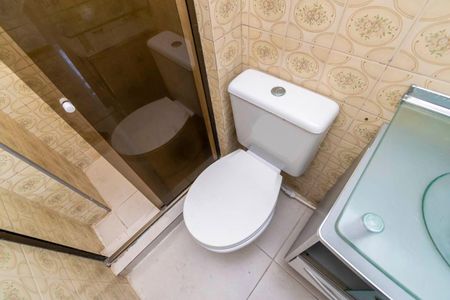 Apartamento à venda com 60m², 3 quartos e 1 vaga Apartamento à venda com 60m², 3 quartos e 1 vagaBanheiro